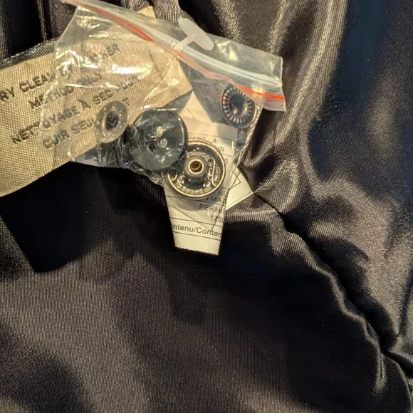 Leather jacket. - Picture 6 of 7